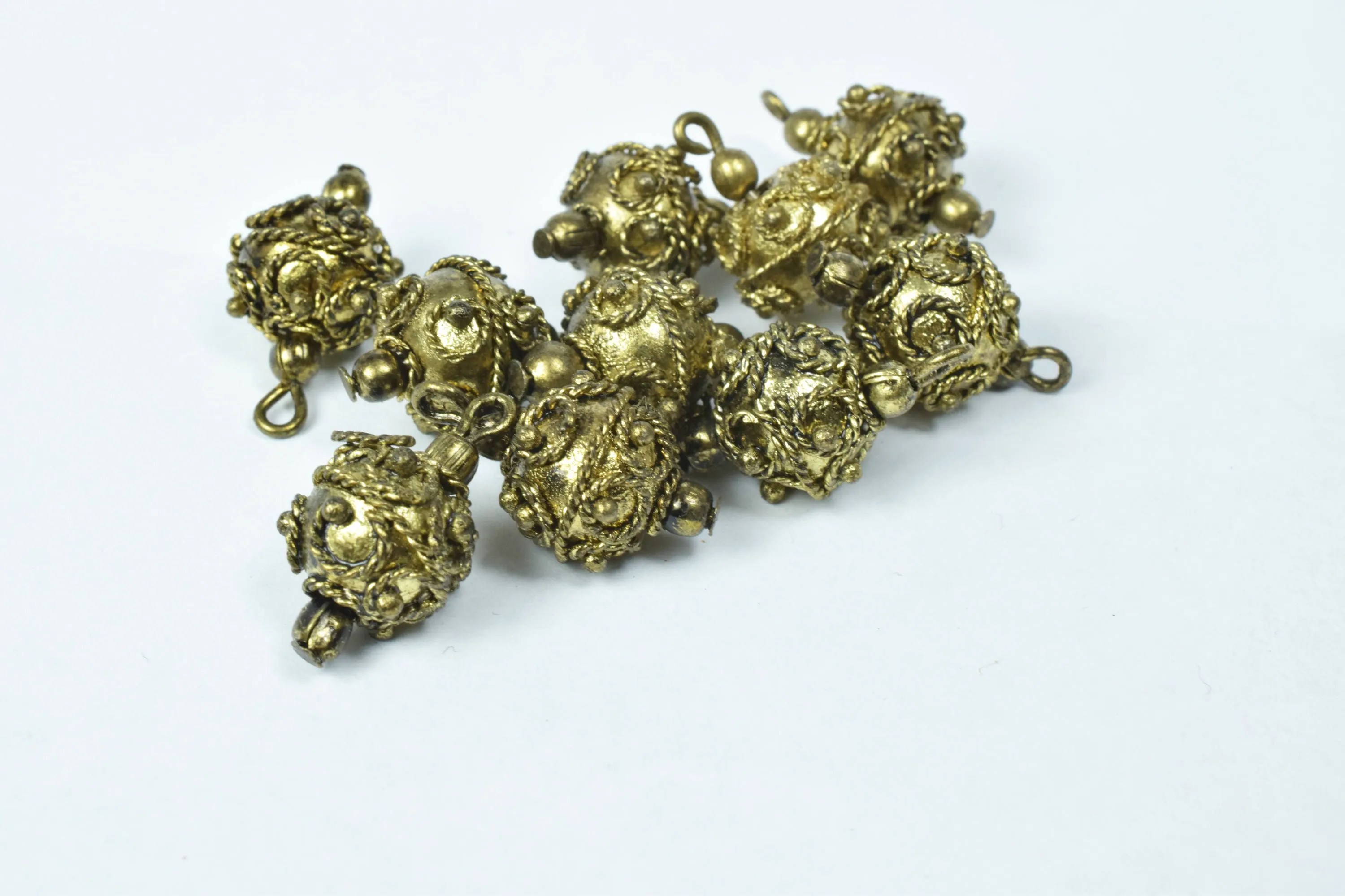 13mm/14mm Bali Eye Pin Antique Gold Plastic Beads/ Sold by 100pcs, Elaborate lightweight plastic, 2mm eye pin, Elaborate beads, Bali beads