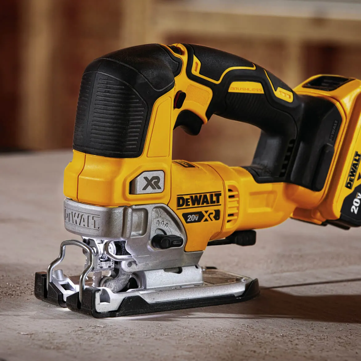 DeWALT DCS334P1 20V 5.0Ah 4-Position Orbital Action Brushless Jig Saw Kit